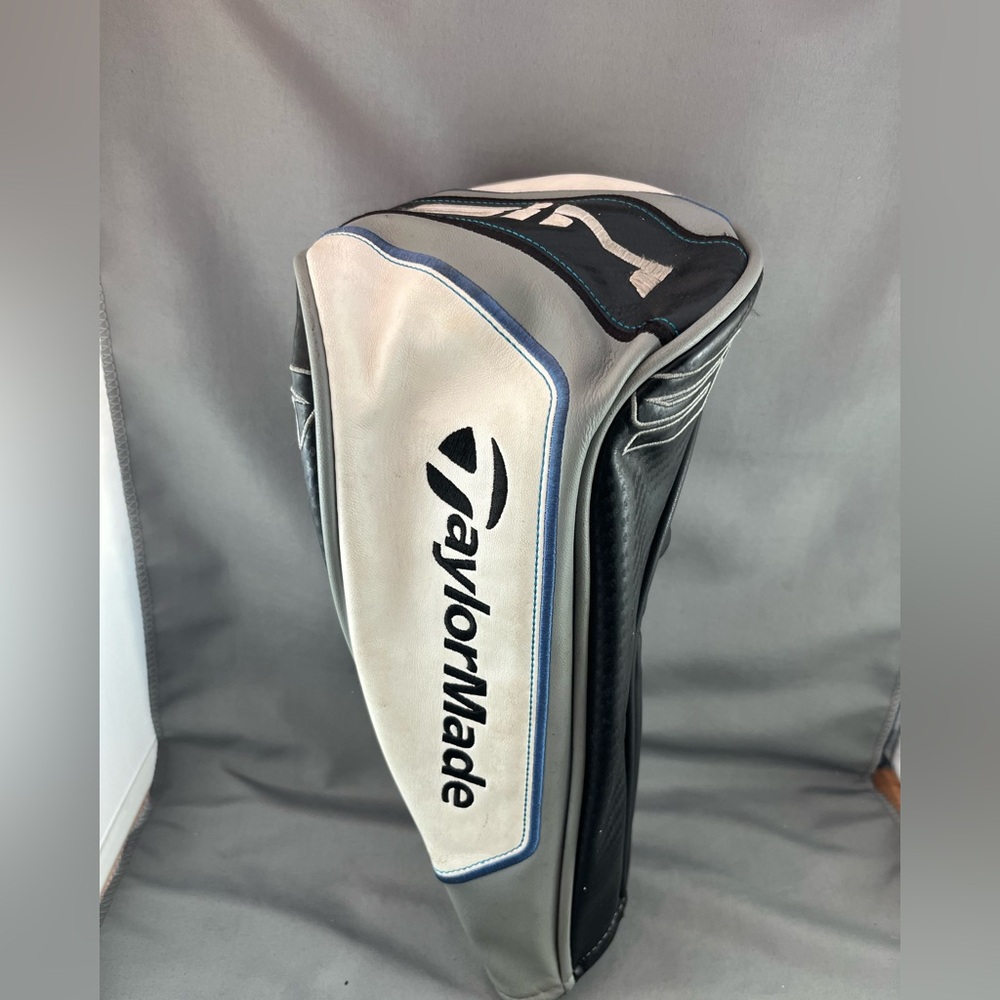 TaylorMade SIM Black and White Golf Driver Headcover